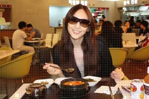 明星旅行糗事一籮筐 總有一個萌到你！