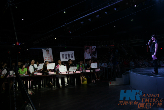 評(píng)委打分 評(píng)委打分