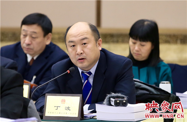 河南人大代表丁波：通過對(duì)行業(yè)的規(guī)劃吸引企業(yè)來河南發(fā)展