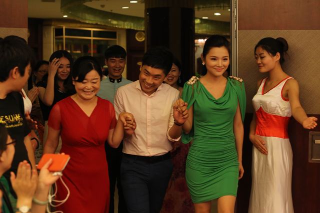 文靜、丁磊、葉子