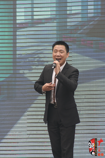 河南省著名乾旦演員、鄭州市豫劇院優(yōu)秀青年演員連德志演唱豫劇《大祭樁》選段“婆母娘且息怒站在路口”