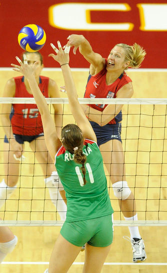 美國女排3-0保加利亞 三戰(zhàn)三勝結(jié)束熱身賽 美國女排3-0保加利亞 三戰(zhàn)三勝結(jié)束熱身賽