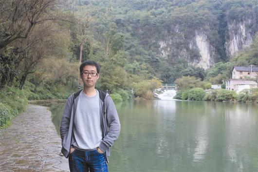 華科超級(jí)“學(xué)霸”獲北大雙碩士保送 華科超級(jí)“學(xué)霸”獲北大雙碩士保送