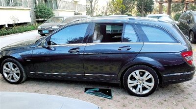 鄭州撬砸汽車(chē)盜竊團(tuán)伙落網(wǎng) 倆人3天砸170多輛車(chē)