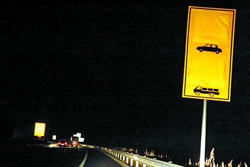 河南部分高速標(biāo)牌雷人 河南部分高速標(biāo)牌雷人