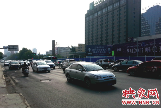 金水路沿線居民期待準(zhǔn)快速路早日開通。