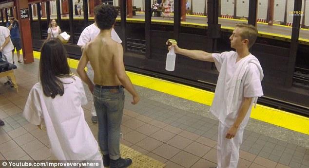 地鐵站變成桑拿浴室 地鐵站變成桑拿浴室