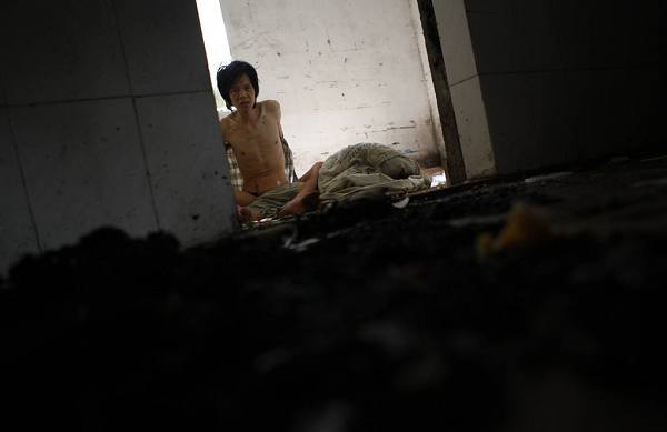 真實(shí)記錄一個(gè)吸毒者生命最后19天 真實(shí)記錄一個(gè)吸毒者生命最后19天