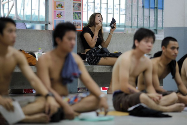 泰國(guó)進(jìn)行征兵抽簽 泰國(guó)進(jìn)行征兵抽簽