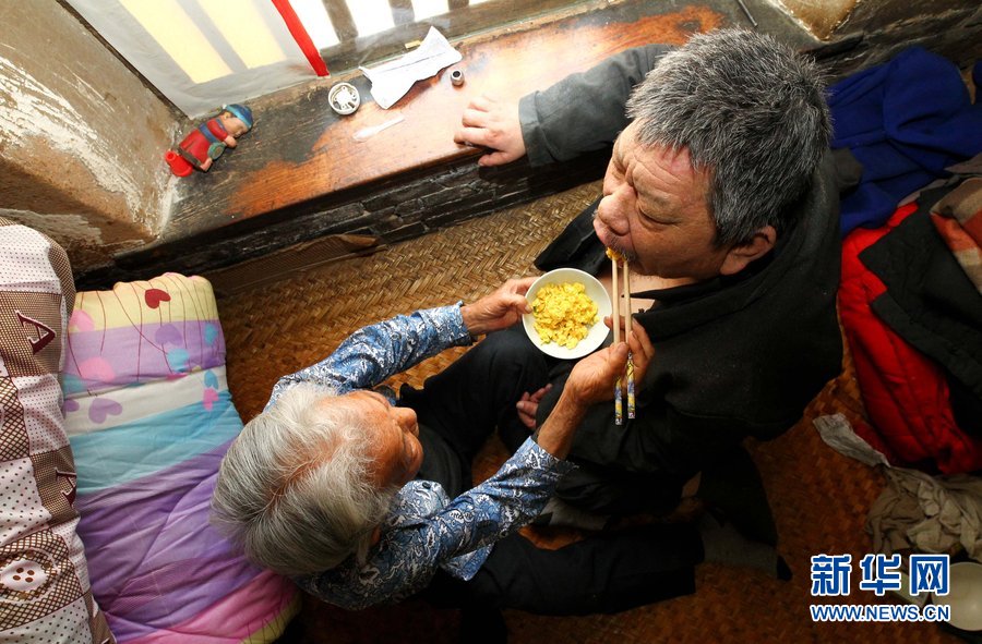 那些年，感動(dòng)過(guò)我們的母親