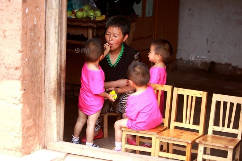 高齡產(chǎn)婦和她的三個(gè)娃 高齡產(chǎn)婦和她的三個(gè)娃