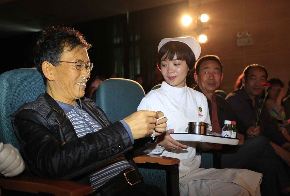 肝癌晚期患者開(kāi)生前追悼會(huì)