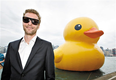 大黃鴨之父”抵京 正版大黃鴨9月亮相京城 大黃鴨之父”抵京 正版大黃鴨9月亮相京城