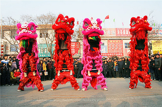 過(guò)大年 逛廟會(huì)——鶴壁?？h社火古廟會(huì)戲耍攻略