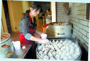 “幸福的舌尖” 千回百轉(zhuǎn)武漢味 “幸福的舌尖” 千回百轉(zhuǎn)武漢味