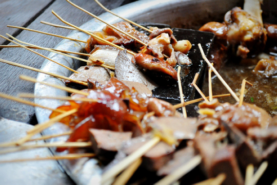 緬甸，繽紛的街邊平民小吃