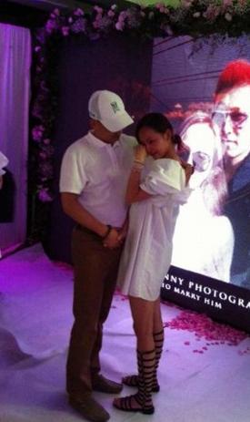 張嘉倪感動(dòng)落淚 張嘉倪感動(dòng)落淚