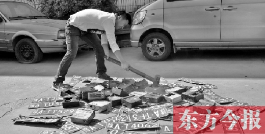 “老的哥”揭“黑車”猖獗原因，建議倒查假車牌、出租車使用機(jī)打發(fā)票