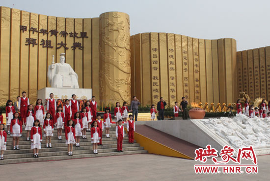 彩排現(xiàn)場(chǎng)。