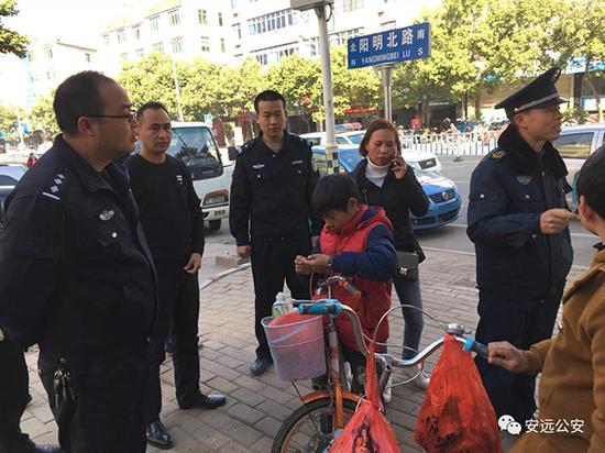 兄弟倆被找到 本文圖均來源：微信公眾號“安遠(yuǎn)公安”