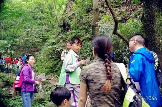 看我這小隊(duì)長(zhǎng)，合格嗎？