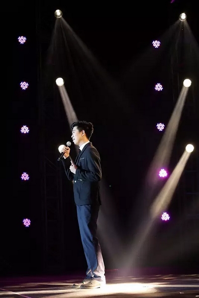 鄭強(qiáng)《不說(shuō)再見》