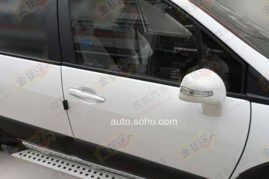 新景逸SUV定妝照曝光 外觀內(nèi)飾均大幅改動(dòng) 新景逸SUV定妝照曝光 外觀內(nèi)飾均大幅改動(dòng)