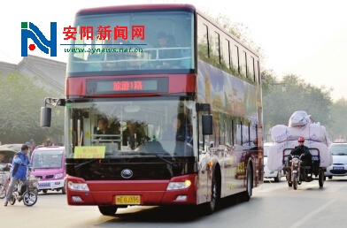 旅游專線添“新寵”雙層巴士高大上 旅游專線添“新寵”雙層巴士高大上