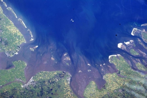 從太空鳥(niǎo)瞰地球美麗景觀 從太空鳥(niǎo)瞰地球美麗景觀