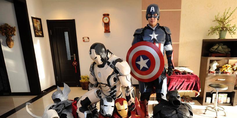 大學生自制“復仇者聯(lián)盟”全套服裝