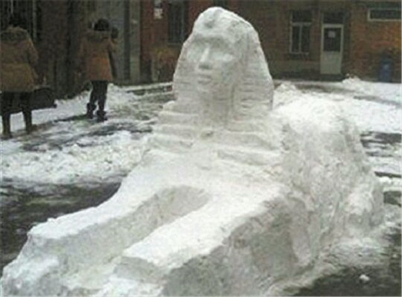 創(chuàng)意十足！日系列卡通雪人走紅