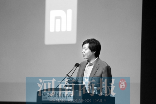 小米科技董事長(zhǎng)雷軍說(shuō)，互聯(lián)網(wǎng)思維就七個(gè)字：專注、口碑、極致、快