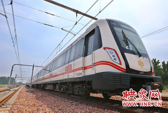 鄭州進(jìn)入“地鐵時(shí)代”，地鐵漸成交通骨干力量。