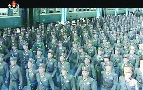 約2萬名朝鮮朝鮮人民軍基層軍官近日陸續(xù)抵達平壤，準(zhǔn)備出席軍方大會。