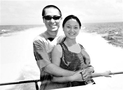 張藝謀與現(xiàn)任妻子陳婷。資料圖片