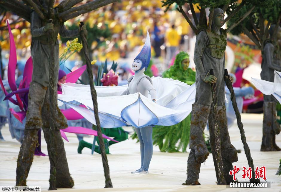 北京時間6月13日凌晨2時，巴西世界杯正式拉開帷幕。