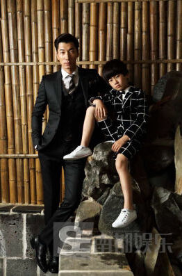 張亮與天天拍寫真 張亮與天天拍寫真