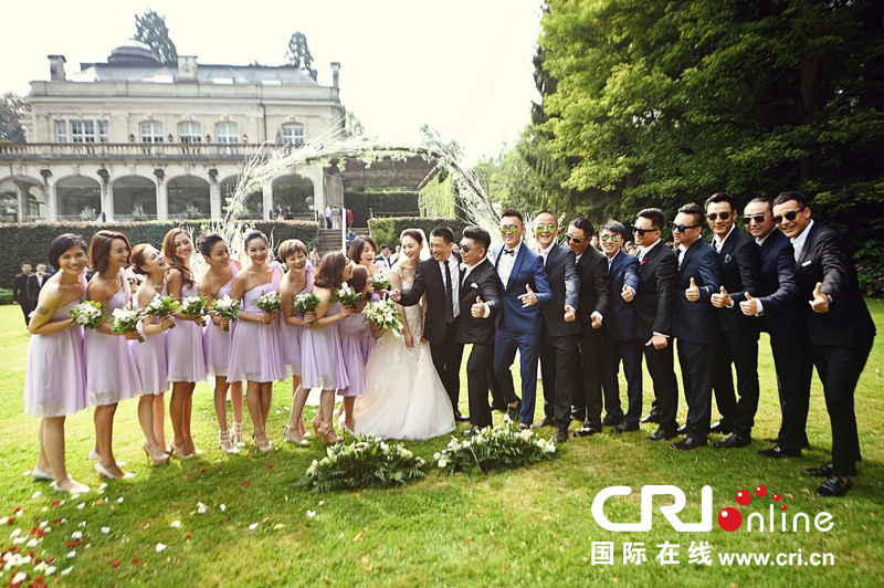 李小冉比利時辦婚禮 朱丹、鐘欣潼、應采兒做伴娘
