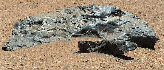 “好奇號(hào)”火星車首次在火星上發(fā)現(xiàn)巨大隕鐵(圖) “好奇號(hào)”火星車首次在火星上發(fā)現(xiàn)巨大隕鐵(圖)