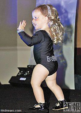 博伊登每當(dāng)音樂響起，便會手舞足蹈。