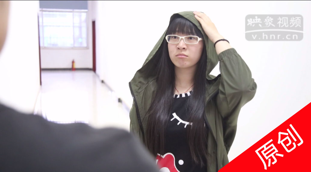 映象視頻原創(chuàng)短?。阂环昼娍炊?015高考入場新規(guī)