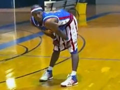 美國(guó)草根神級(jí)模仿 科比奧尼爾多位球星躺槍