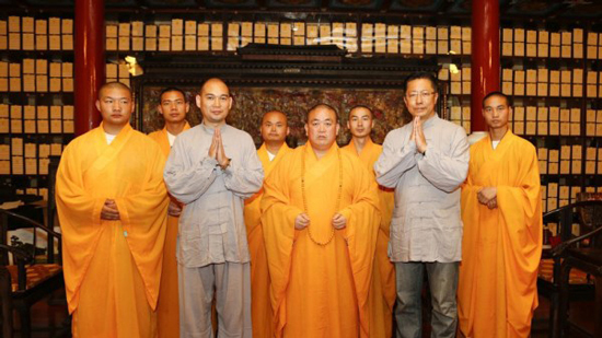 瘋狂英語(yǔ)創(chuàng)始人李陽(yáng)皈依佛門 瘋狂英語(yǔ)創(chuàng)始人李陽(yáng)皈依佛門