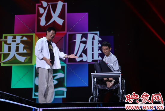 濮存昕因彭超精彩表現(xiàn)感動落淚 濮存昕因彭超精彩表現(xiàn)感動落淚