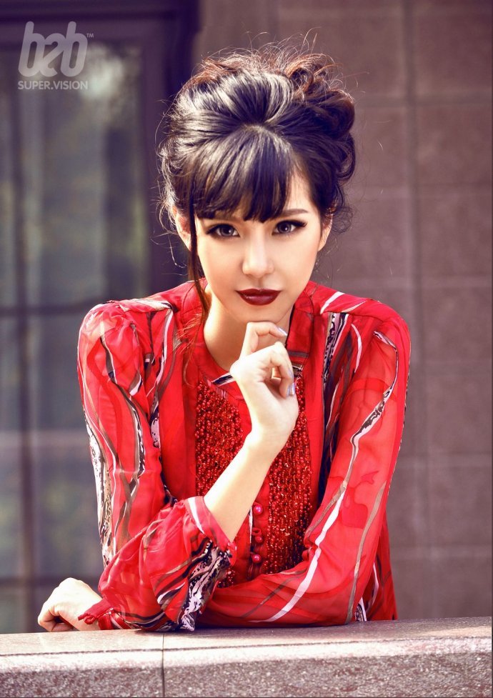 工大最美?；ㄍπ爻鲧R破底線